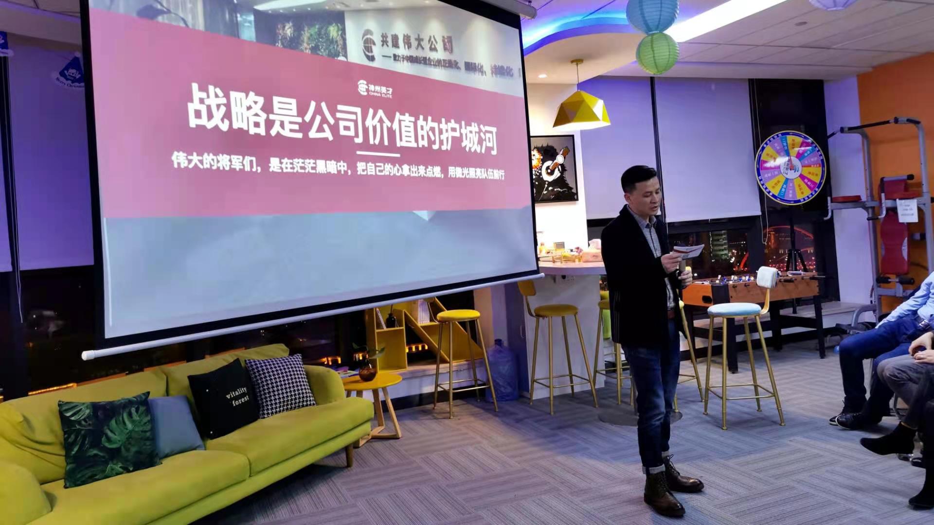 ����Ӣ�����(hu��)��ͩ���v�����p���ܸҞ�һ����һ��ֻ��Ҟ����p