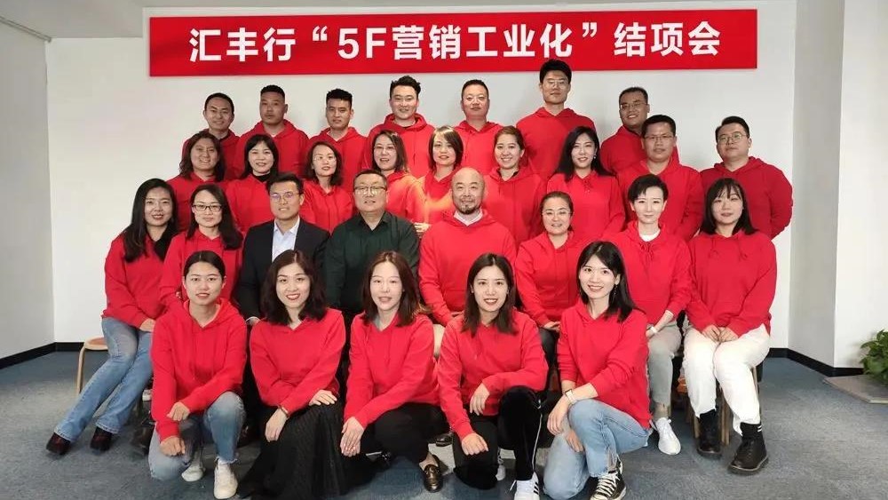 ����Ӣ�������Ї��خa(ch��n)�C�Ϸ���(w��)�I(l��ng)��Ʒ�ơ����R�S�Ќ��F(xi��n)�I�N���I(y��)��