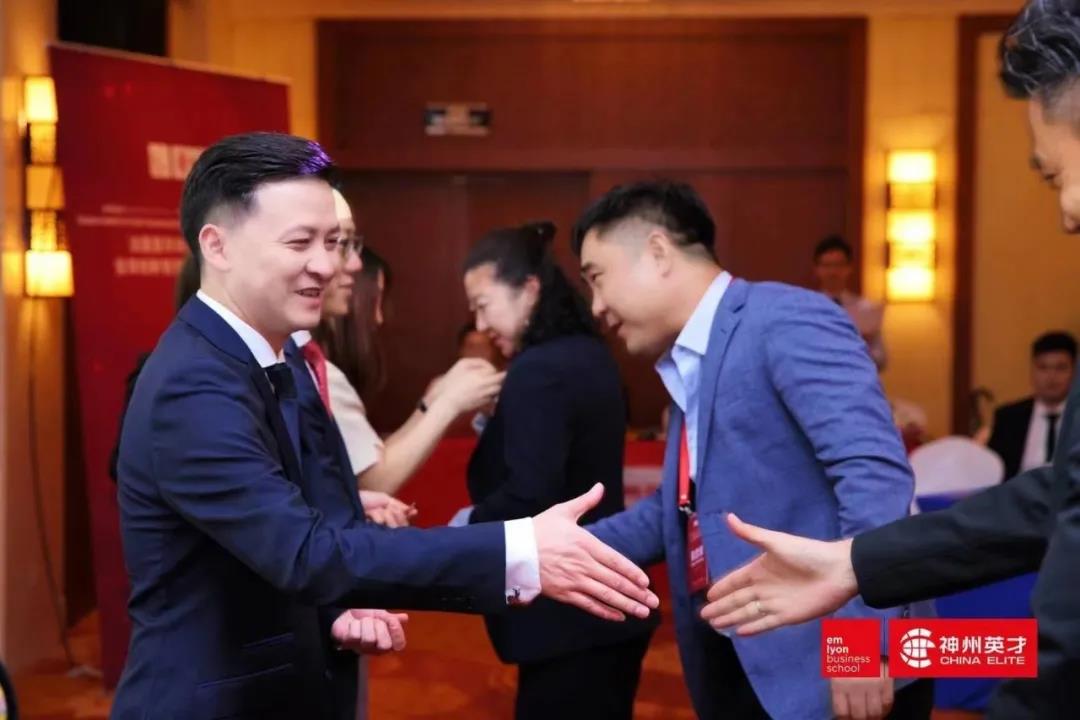 �ĵ�һ�ι��I(y��)���������Ĵι��I(y��)������������ʽ�l(f��)����ʲô׃����